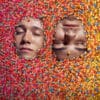 How to Sell Drugs Online (Fast) - Netflix